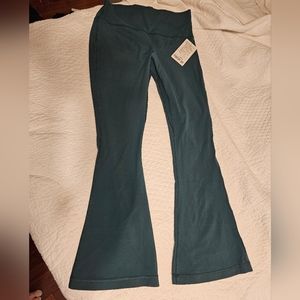 Lululemon Align HR Flare Pant 32" Size 14 Green Jasper NWT